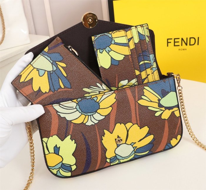 Fendi Womens Bag Crossbody Bag