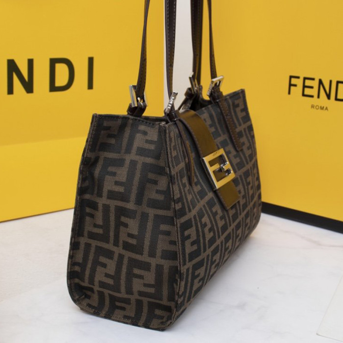Fendi Womens Bag Shoulder Bag