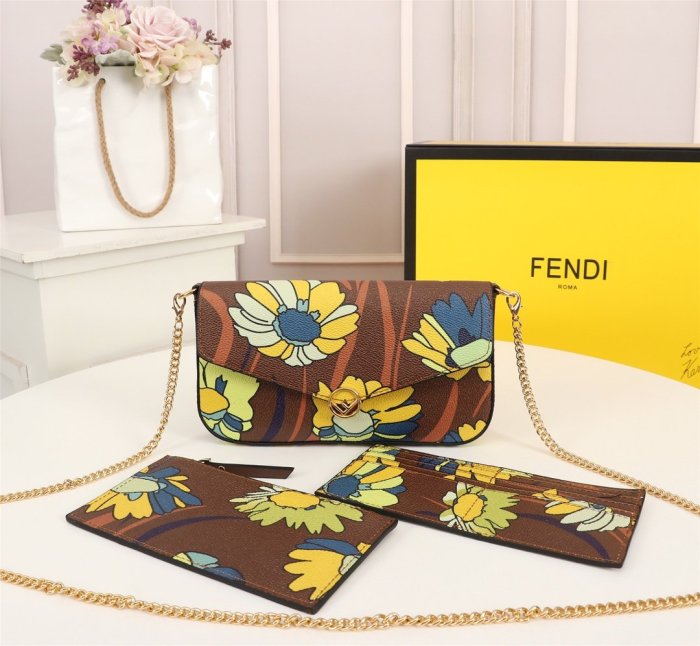 Fendi Womens Bag Crossbody Bag