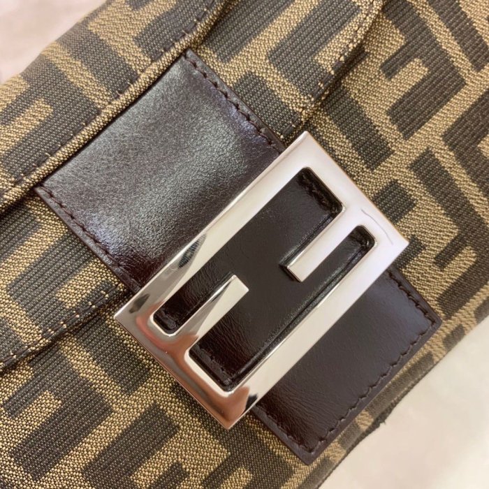 Fendi Womens Bag Shoulder Bag