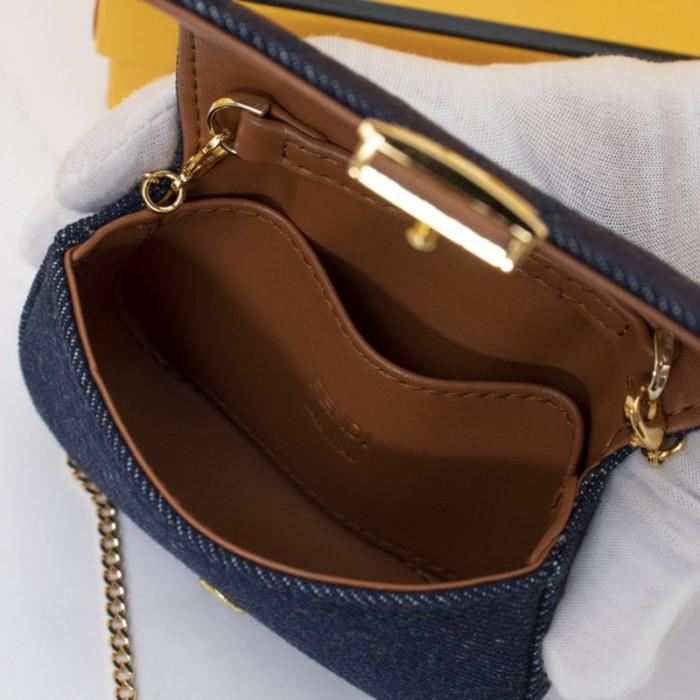 Fendi Womens Bag NANO BAGUETTE CHARM