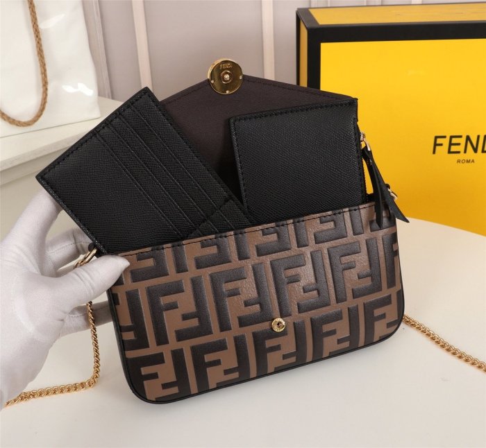 Fendi Womens Bag Crossbody Bag