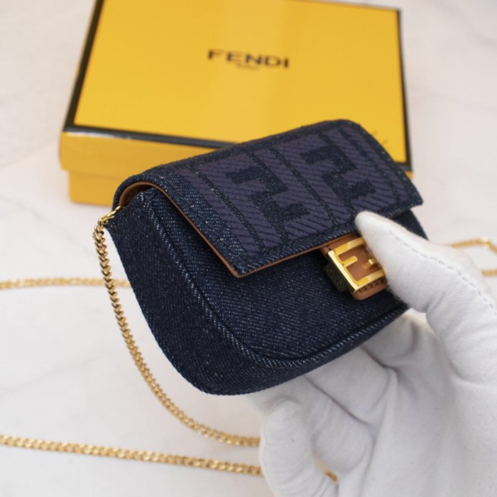 Fendi Womens Bag NANO BAGUETTE CHARM