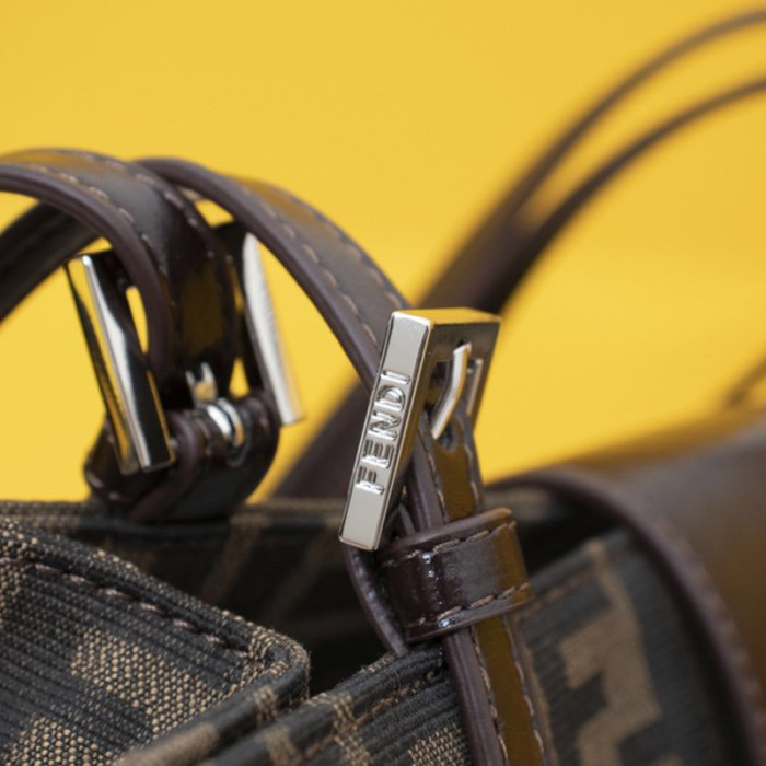 Fendi Womens Bag Shoulder Bag