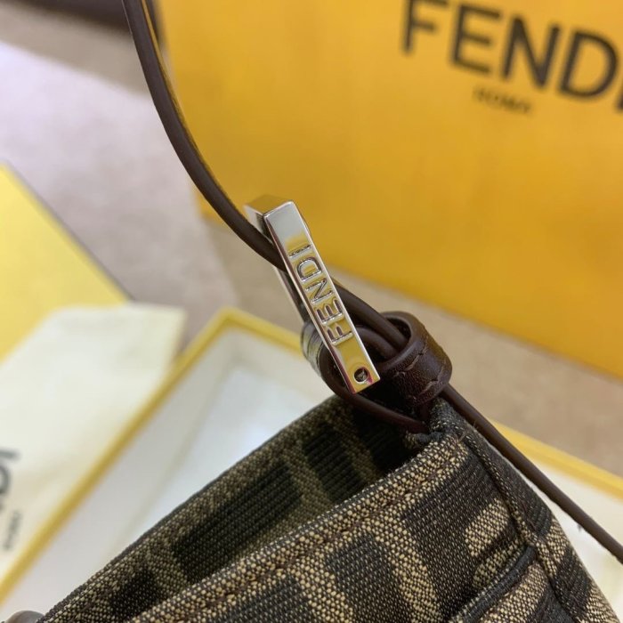 Fendi Womens Bag Shoulder Bag