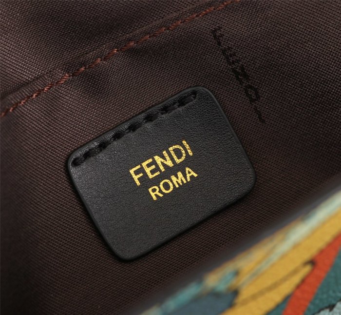 Fendi Womens Bag Crossbody Bag