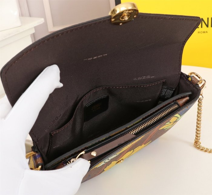 Fendi Womens Bag Crossbody Bag