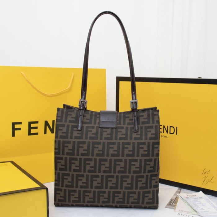 Fendi Womens Bag Shoulder Bags