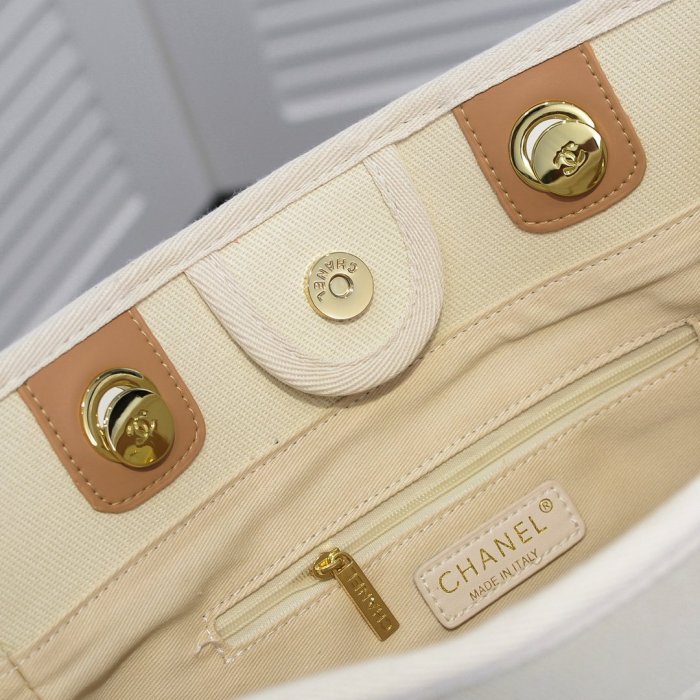 Chanel Womens Bags Shopping Bag