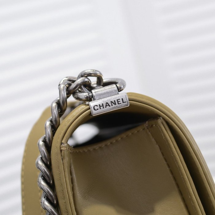 Chanel Womens Bags Crossbody Bag Boy Chanel Handbag