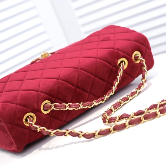 Chanel Womens Bags Crossbody Classic Bag