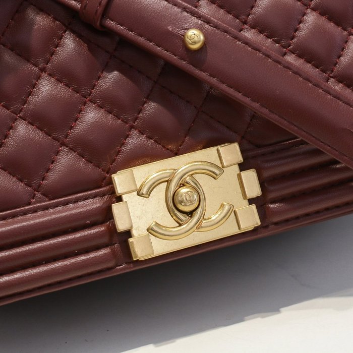 Chanel Womens Bags Crossbody Bag Boy Chanel Handbag
