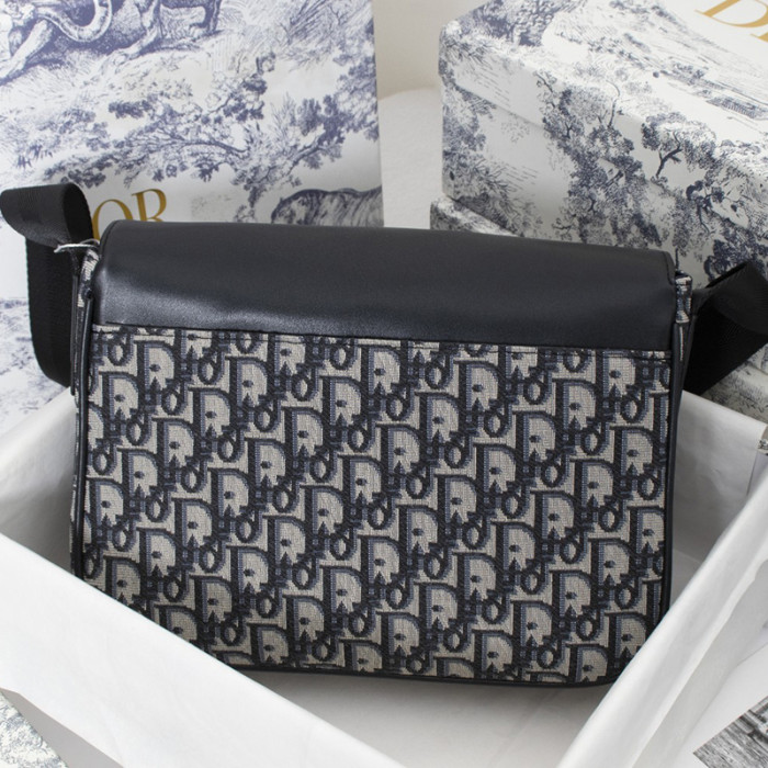 Dior Mens Bags Crossbody Bags MESSENGER POUCH