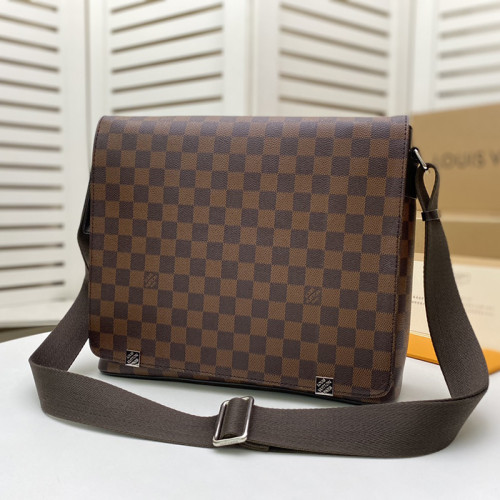 Louis Vuitton Mens Bags Messenger Bag Luxury Brand DISTRICT MM Shoulder Bags for Men with Original Box N41032