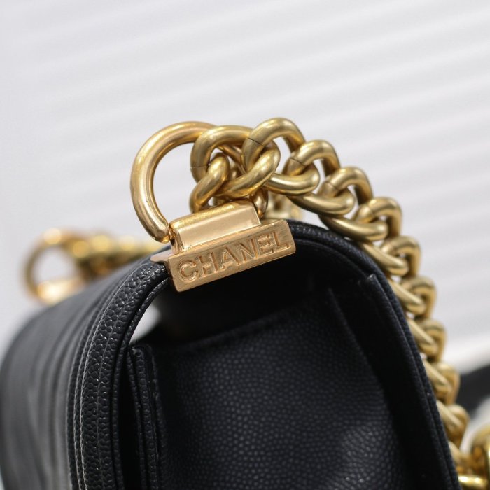 Chanel Womens Bags Crossbody Bag Boy Chanel Handbag