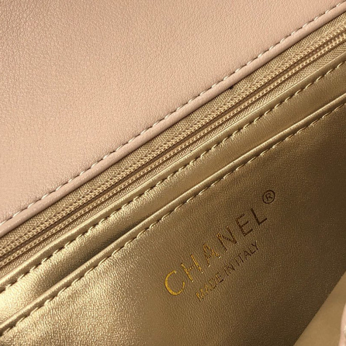 Chanel Womens Bags Crossbody Bag Classic Handbag