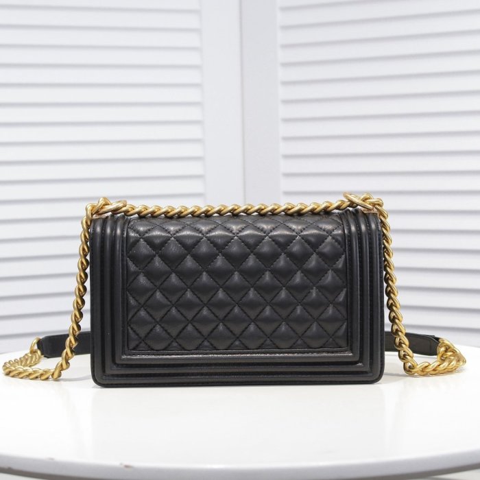 Chanel Womens Bags Crossbody Bag Boy Chanel Handbag