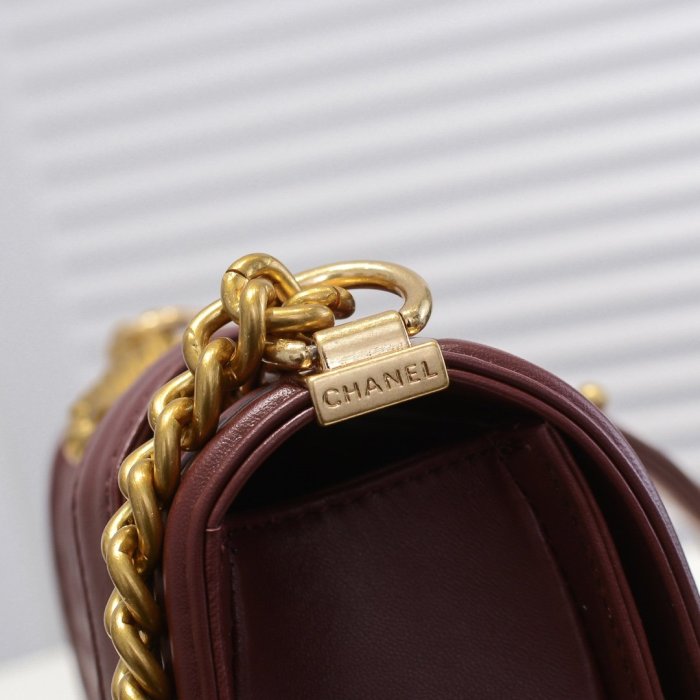 Chanel Womens Bags Crossbody Bag Boy Chanel Handbag