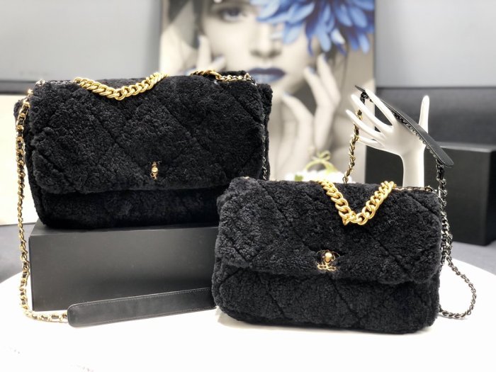 Chanel Womens Bags Chanel 19 Flap Bag