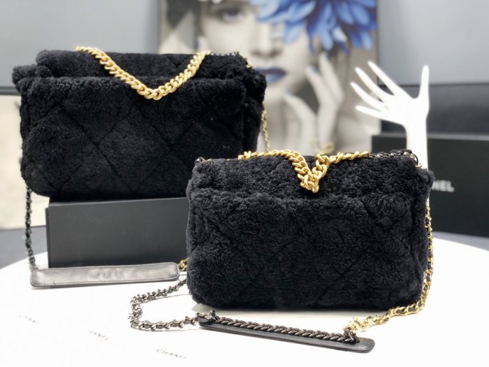 Chanel Womens Bags Chanel 19 Flap Bag
