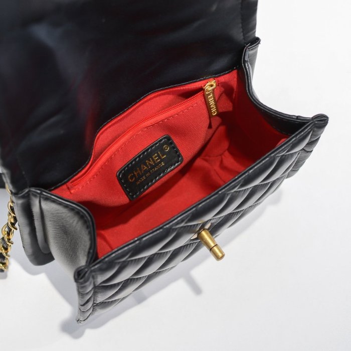 Chanel Womens Bags Shoulder Bag
