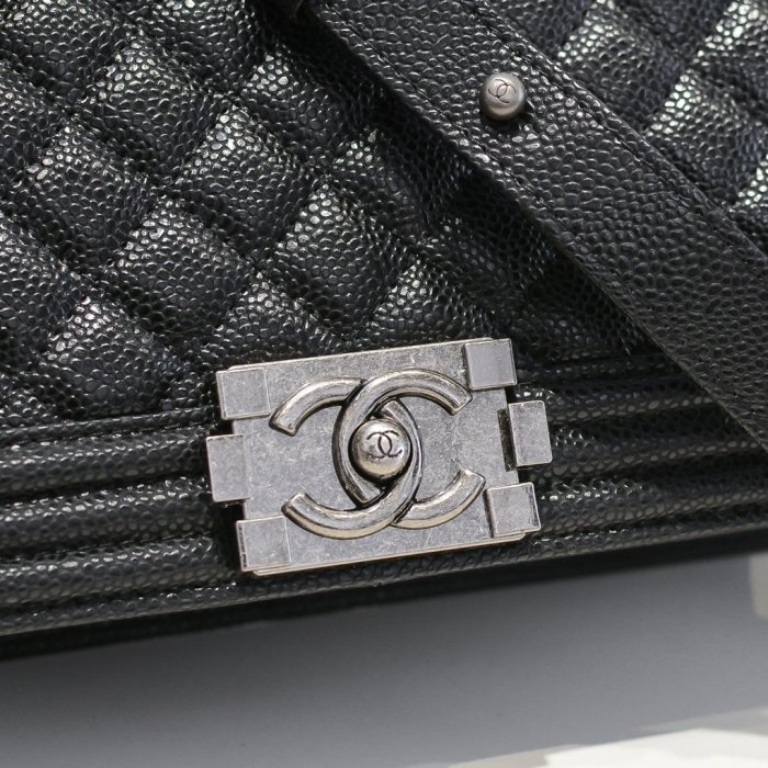 Chanel Womens Bags Crossbody Bag Boy Chanel Handbag