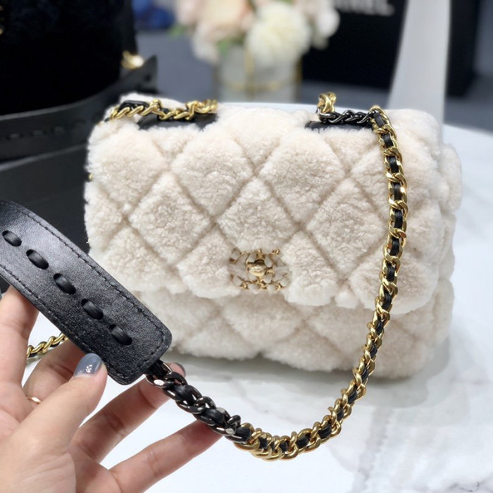 Chanel Womens Bags Flap Bag