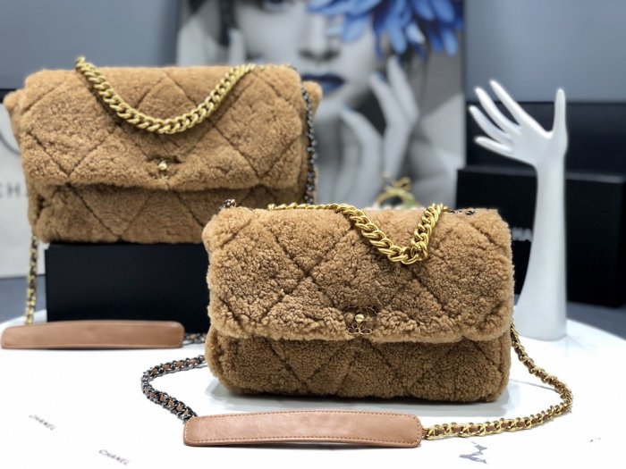 Chanel Womens Bags Chanel 19 Flap Bag