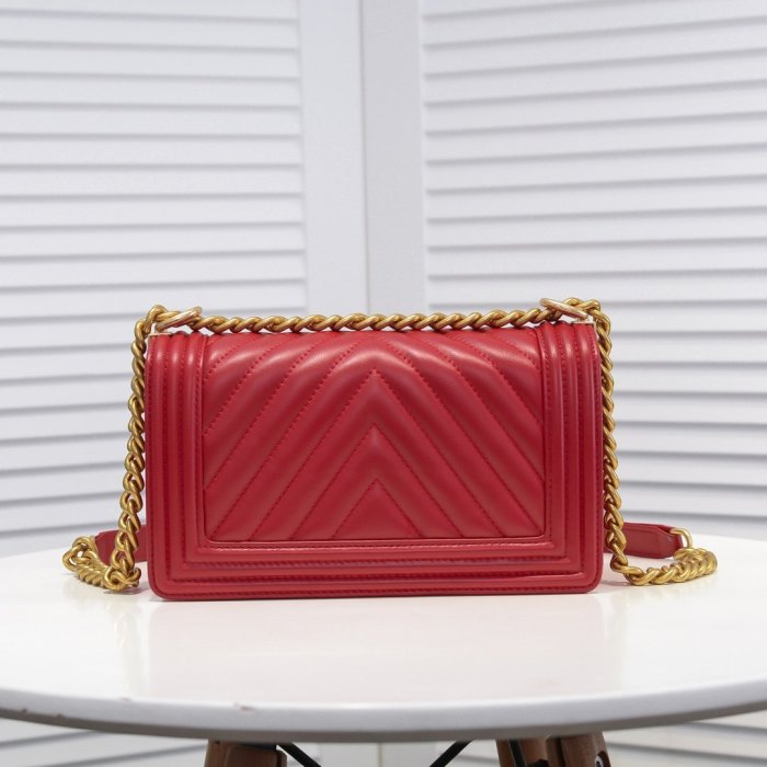 Chanel Womens Bags Crossbody Bag Boy Chanel Handbag
