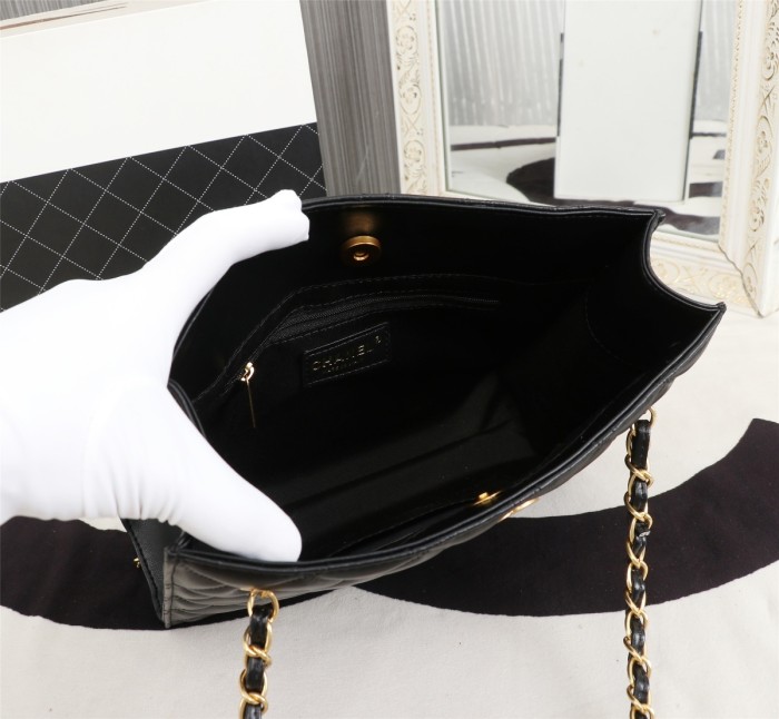 Chanel Womens Bags Shoulder Shopping Bags