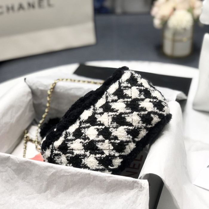 Chanel Womens Bags Crossbody Bag