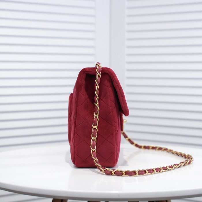 Chanel Womens Bags Crossbody Classic Bag