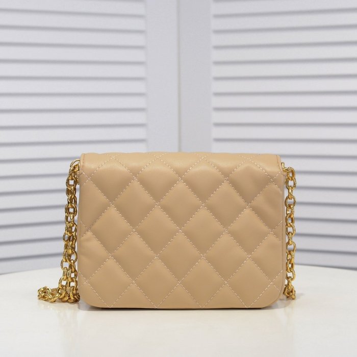 Chanel Womens Bags Flap Bag Lambskin & Gold-Tone Metal