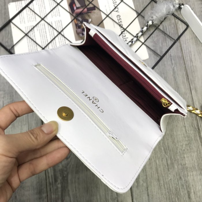 Chanel Womens Bags Crossbody Bag