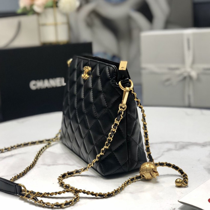 Chanel Womens Bags Crossbody Bag