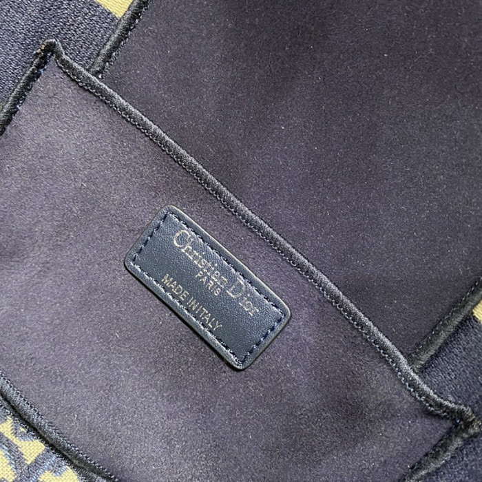 Dior Womens Bags DIORTRAVEL VANITY CASE Blue Dior Oblique Jacquard