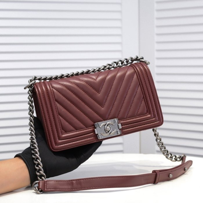 Chanel Womens Bags Crossbody Bag Boy Chanel Handbag
