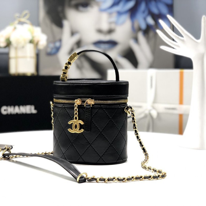 Chanel Womens Bags Crossbody Bucket Bag
