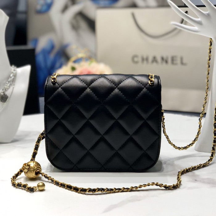 Chanel Womens Bags Crossbody Bag