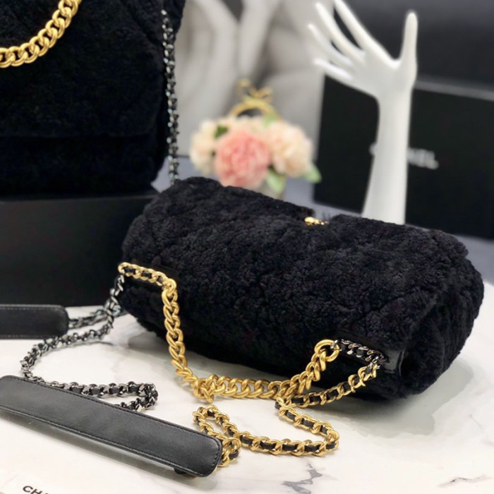 Chanel Womens Bags Chanel 19 Flap Bag
