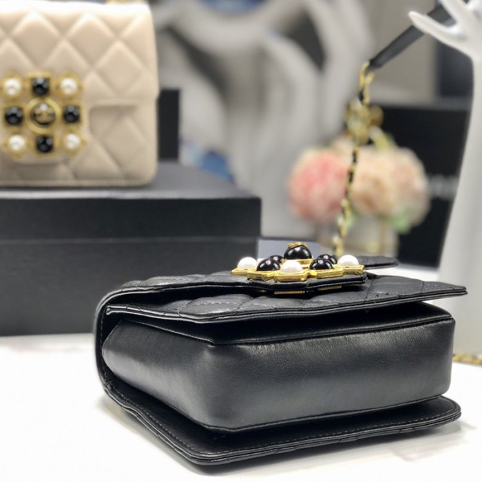 Chanel Womens Bags Small Flap Bag Calfskin, Crystal Pearls, Resin & Gold-Tone Metal
