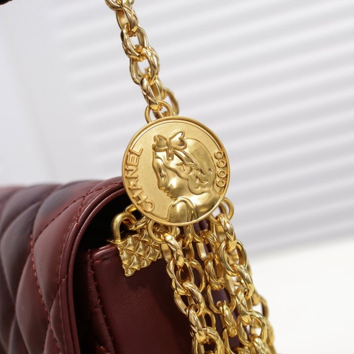 Chanel Womens Bags Flap Bag Lambskin & Gold-Tone Metal
