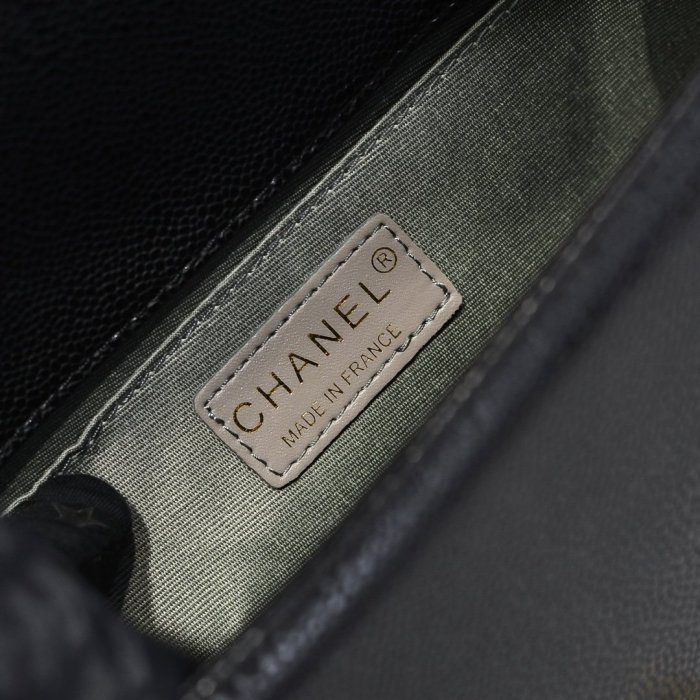 Chanel Womens Bags Crossbody Bag Boy Chanel Handbag