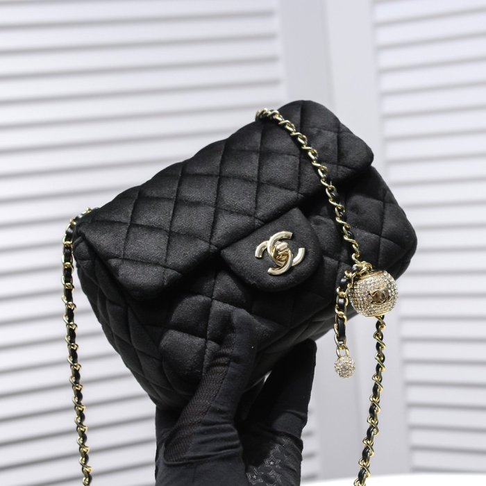Chanel Womens Bags Shoulder Bag Mini Flap Bag