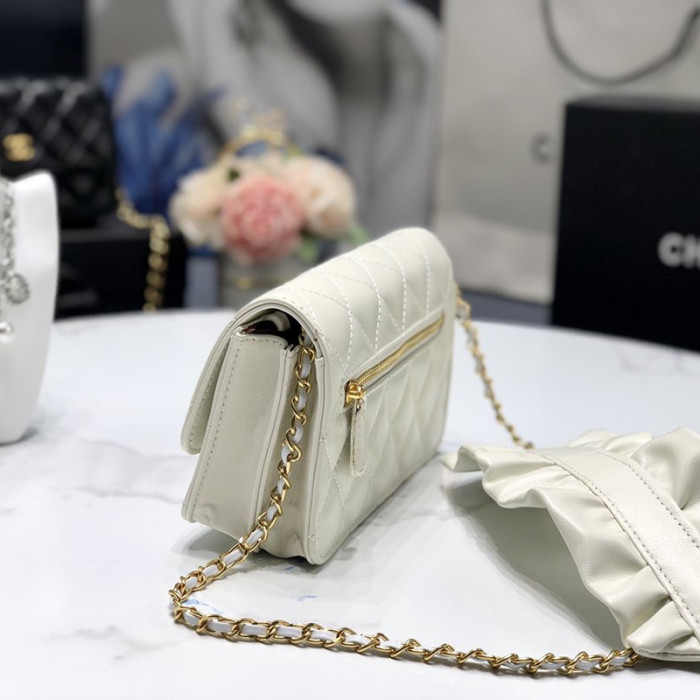 Chanel Womens Bags Crossbody Bag Wallet on Chain Lambskin & Gold-Tone Metal White