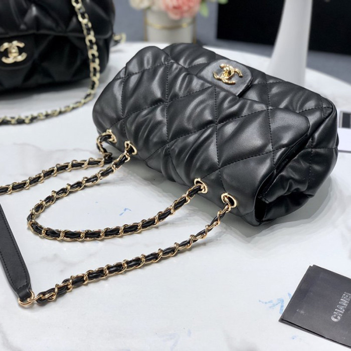 Chanel Womens Bags Crossbody Bag Flap Bag