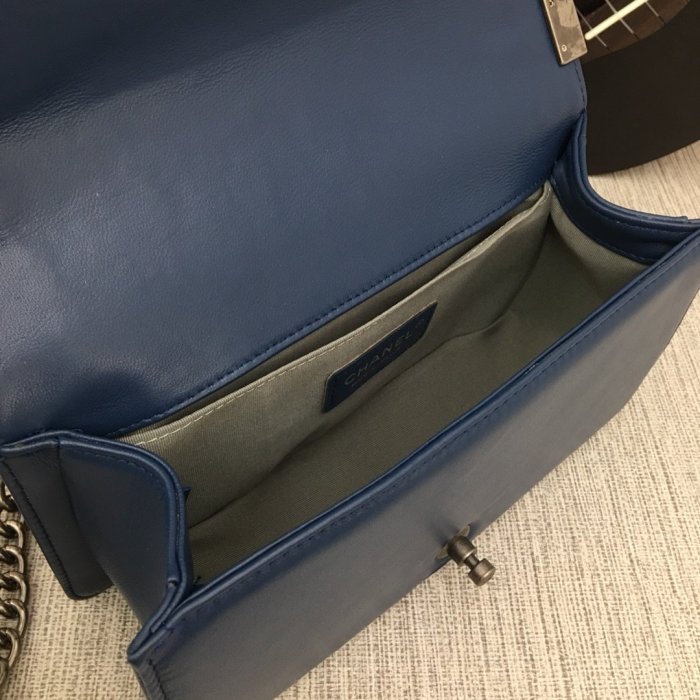 Chanel Womens Bags Crossbody Bag Boy Chanel Handbag Calfskin & Ruthenium-Finish Metal Dark Blue