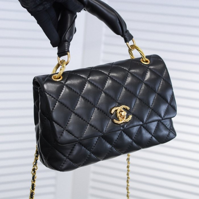 Chanel Womens Bags Shoulder Bag Flap Bag with Top Handle