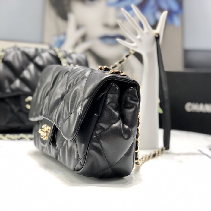 Chanel Womens Bags Crossbody Bag Flap Bag