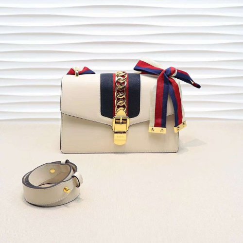 Gucci Womens Bag Sylvie Leather Super Bag ‎